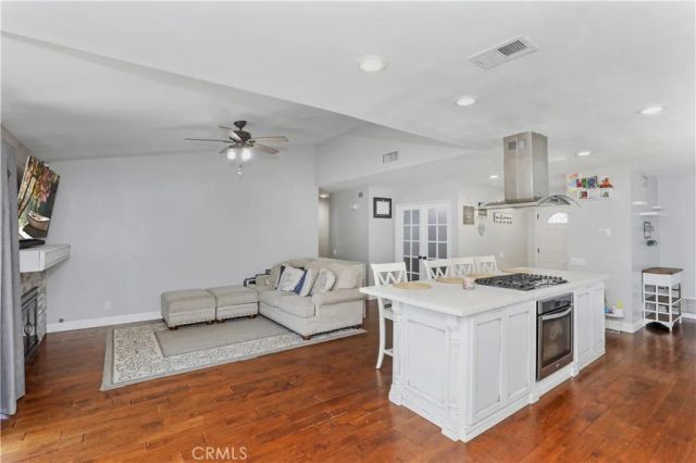 3906 New Haven Drive, Riverside, CA 92505