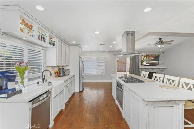 3906 New Haven Drive, Riverside, CA 92505
