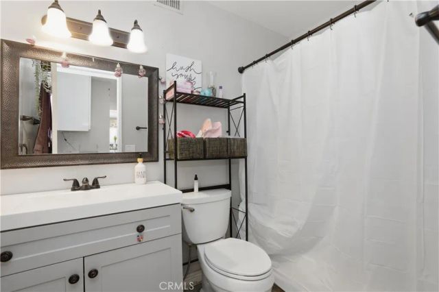 3906 New Haven Drive, Riverside, CA 92505