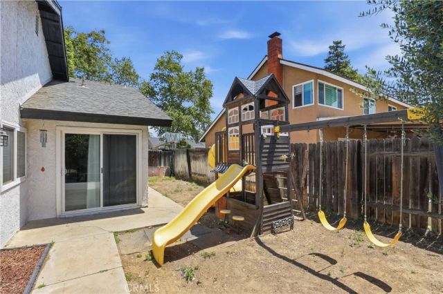 3906 New Haven Drive, Riverside, CA 92505
