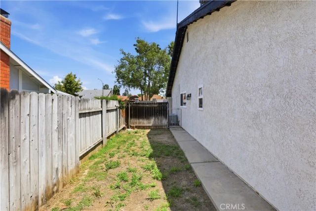 3906 New Haven Drive, Riverside, CA 92505