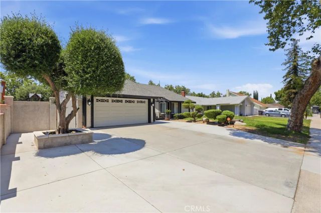 3906 New Haven Drive, Riverside, CA 92505