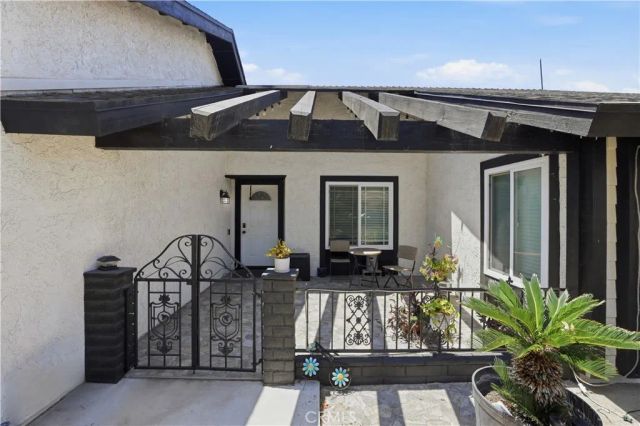 3906 New Haven Drive, Riverside, CA 92505