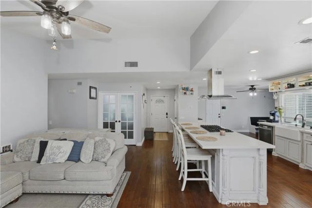 3906 New Haven Drive, Riverside, CA 92505