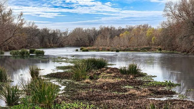 256 Greasy Bend RD, Smithville, TX 78957