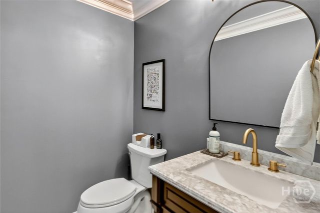 214 W Duffy Street, Savannah, GA 31401
