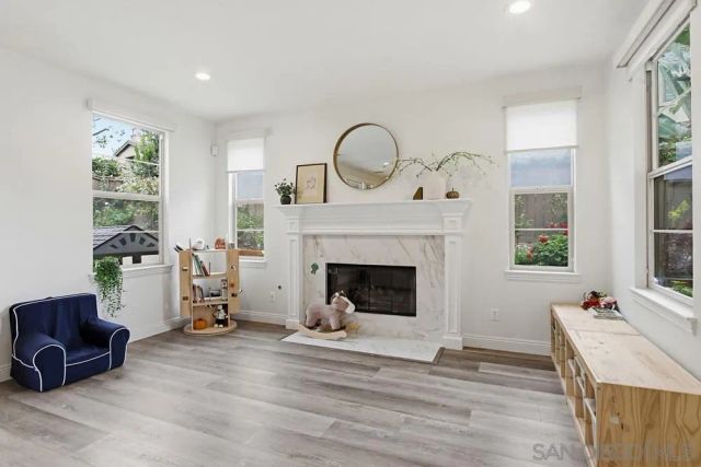 15702 New Park Ter, San Diego, CA 92127