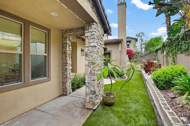 15702 New Park Ter, San Diego, CA 92127