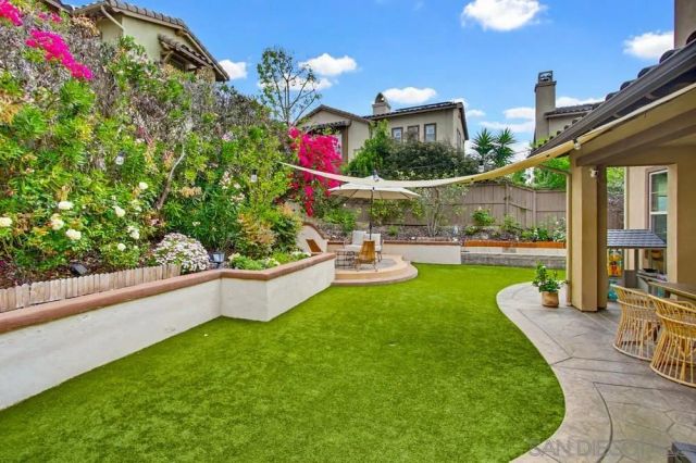 15702 New Park Ter, San Diego, CA 92127