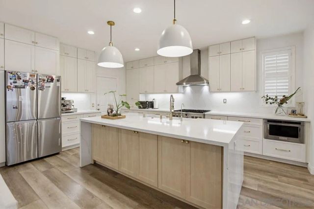 15702 New Park Ter, San Diego, CA 92127