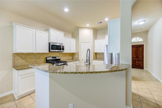 19306 Boulder Bay Lane, Humble, TX 77346