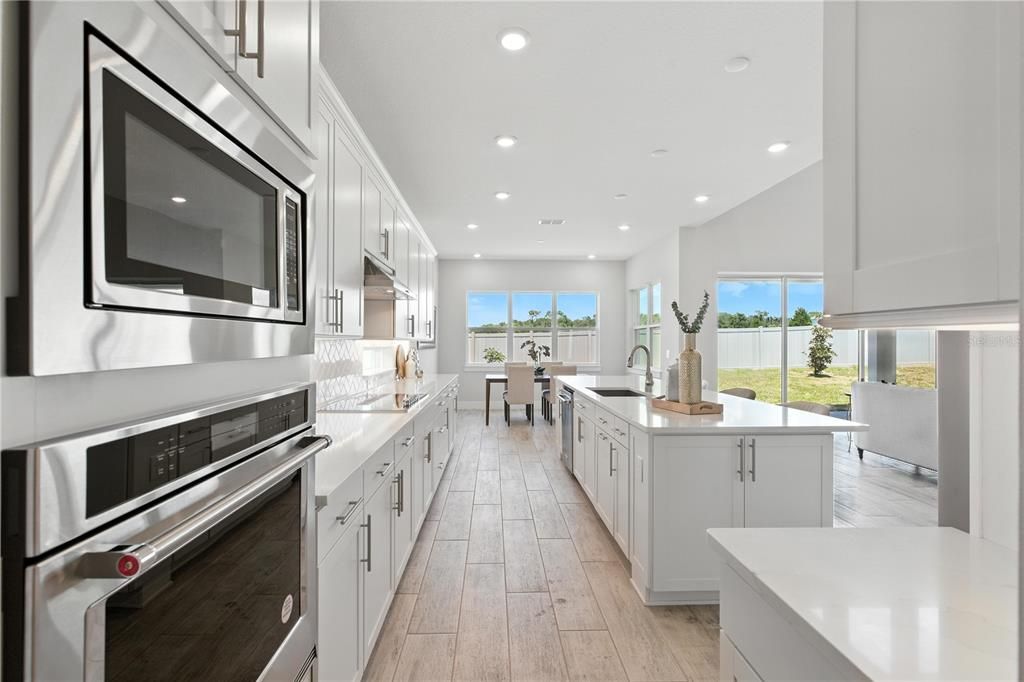 Image 18 of property listing at 3198 SAILING PIER AVENUE, Winter Garden, FL 34787