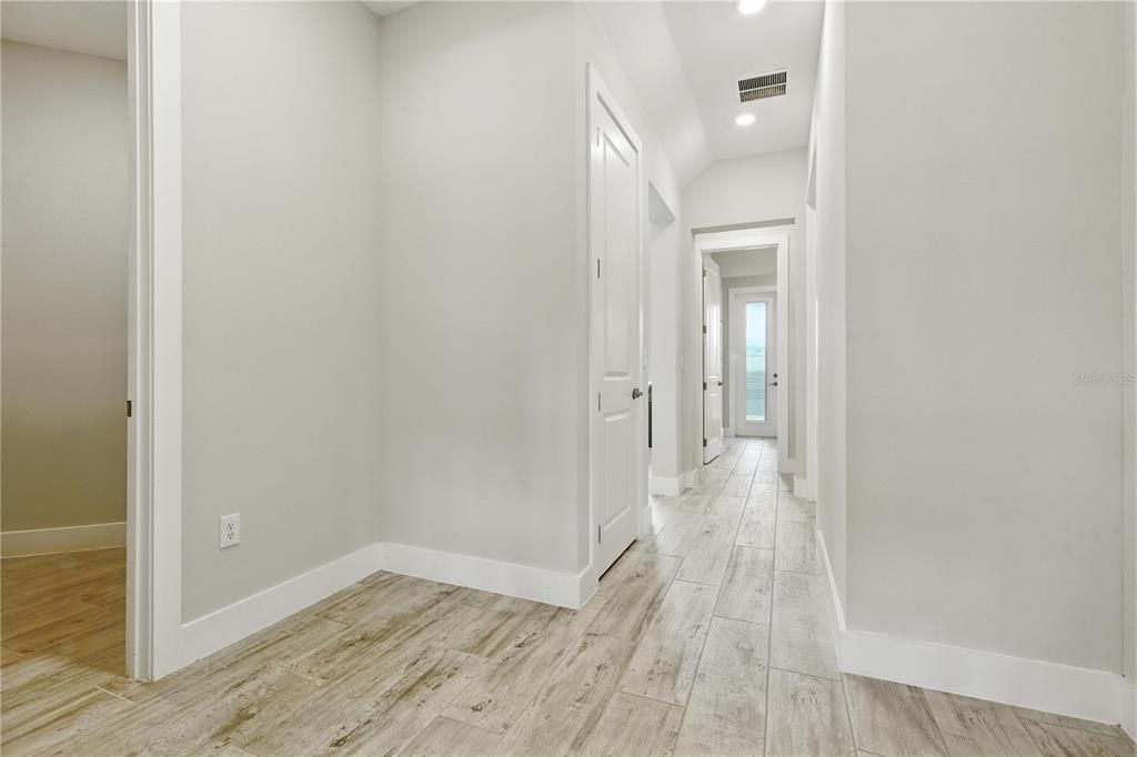 Image 24 of property listing at 3198 SAILING PIER AVENUE, Winter Garden, FL 34787