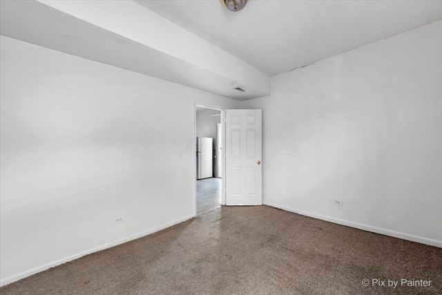 7030 S Artesian Avenue, Chicago, IL 60629
