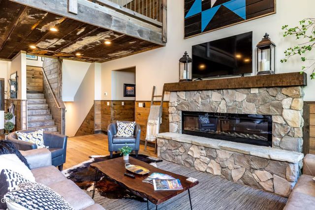 2511 Cove Mountain Lane, Sevierville, TN 37862