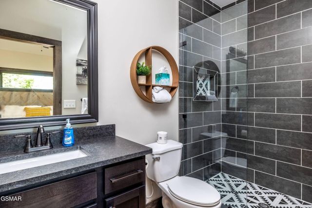 2511 Cove Mountain Lane, Sevierville, TN 37862