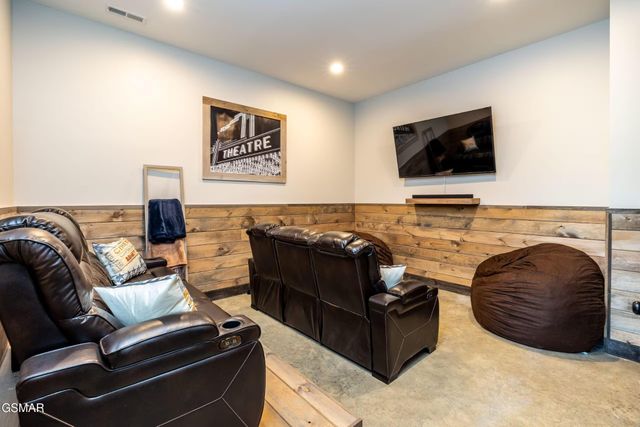 2511 Cove Mountain Lane, Sevierville, TN 37862