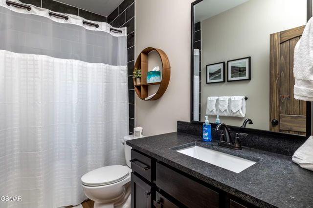 2511 Cove Mountain Lane, Sevierville, TN 37862