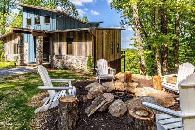2511 Cove Mountain Lane, Sevierville, TN 37862