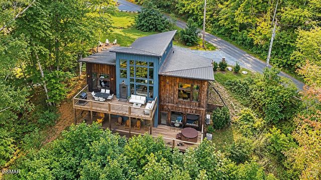 2511 Cove Mountain Lane, Sevierville, TN 37862