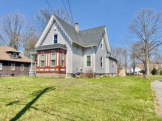 12 Madison St, Taunton, MA 02780
