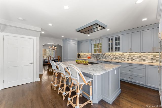 44 Sprague Road, Scarsdale, NY 10583