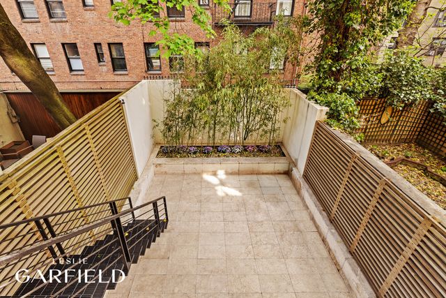 338 E 69TH Street, New York City, NY 10021