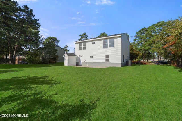 203 Seneca Trail, Browns Mills, NJ 08015