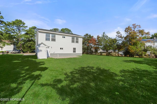 203 Seneca Trail, Browns Mills, NJ 08015