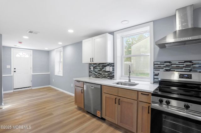 203 Seneca Trail, Browns Mills, NJ 08015