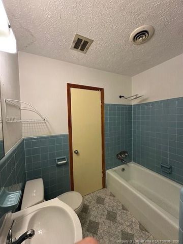 909 Southview Circle B, Fayetteville, NC 28311