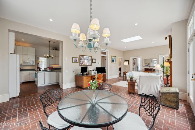 116 W Queen Street, Edenton, NC 27932