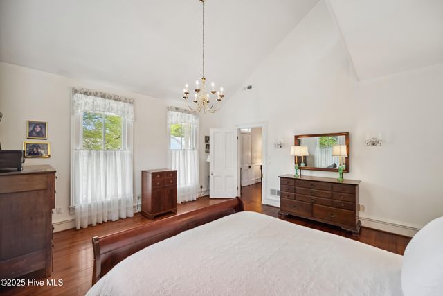 116 W Queen Street, Edenton, NC 27932