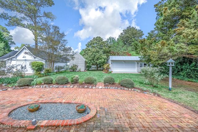 116 W Queen Street, Edenton, NC 27932