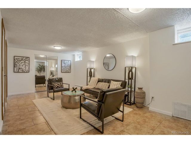22 Bryant Way, Denver, CO 80219