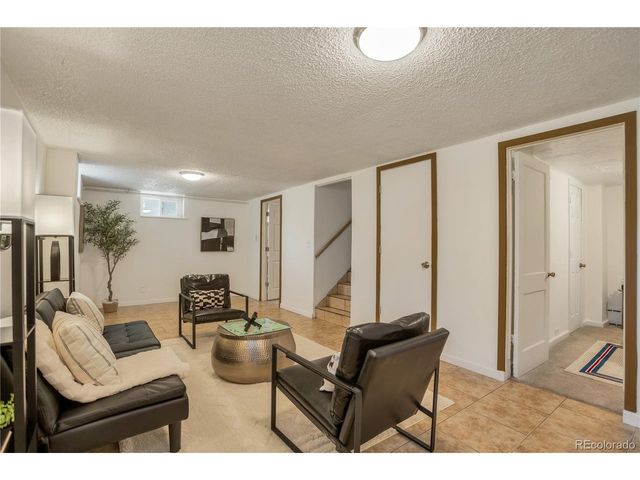 22 Bryant Way, Denver, CO 80219