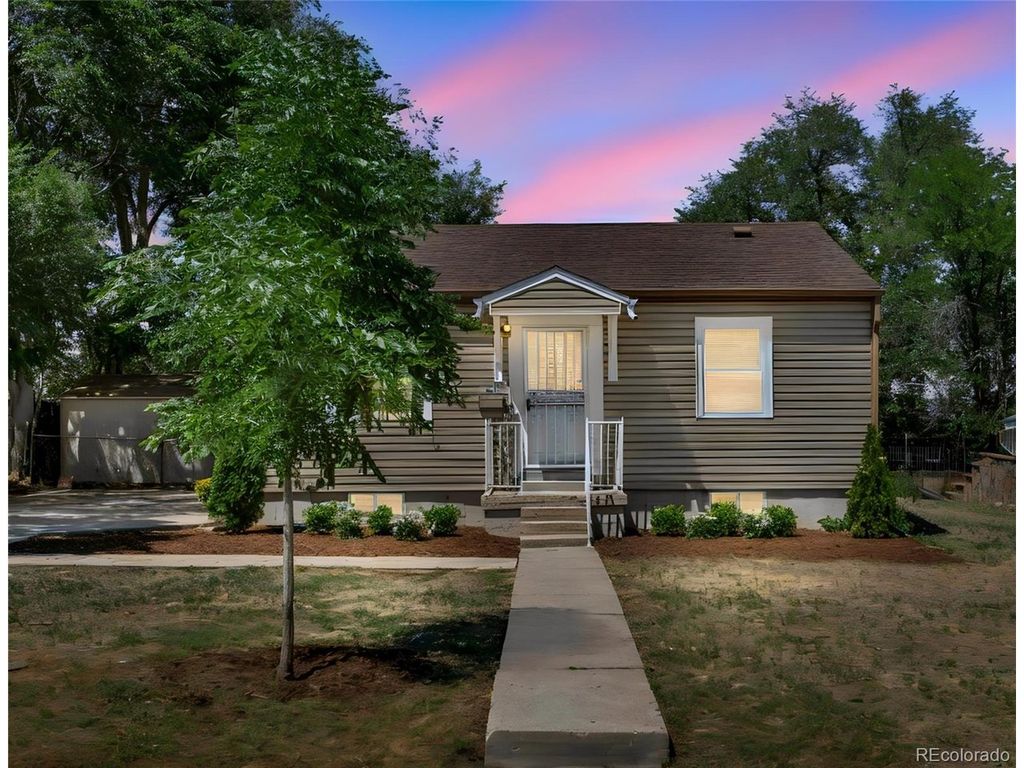 22 Bryant Way, Denver, CO 80219