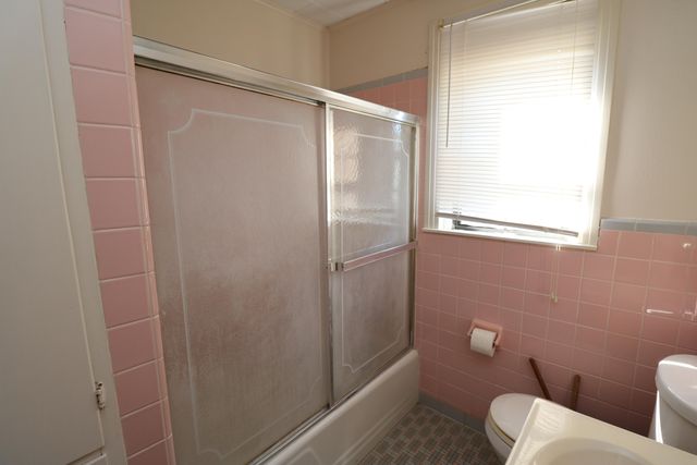 812 John Paul Jones Ave, Leesville, LA 71446