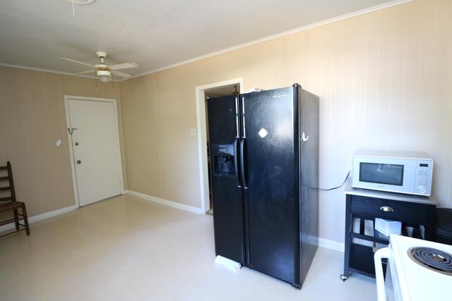 812 John Paul Jones Ave, Leesville, LA 71446