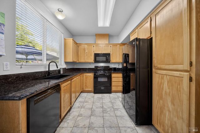 2400 Taylor Mountain Pl, Santa Rosa, CA 95404