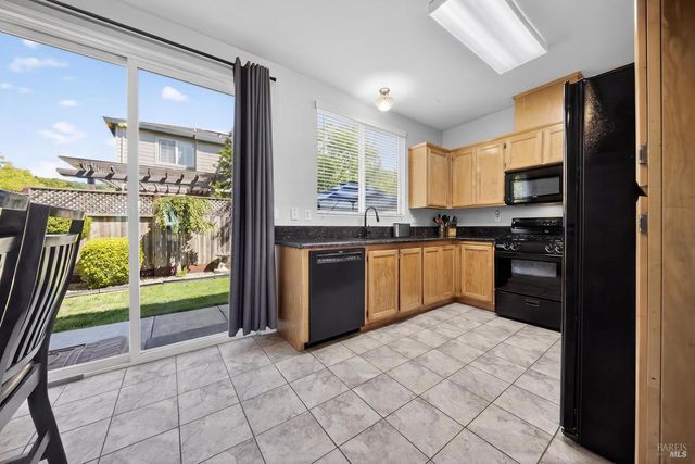 2400 Taylor Mountain Pl, Santa Rosa, CA 95404