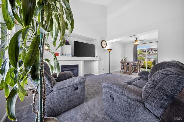 2400 Taylor Mountain Pl, Santa Rosa, CA 95404