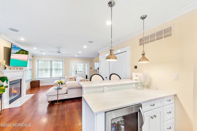 6 Via Ripa Way, Sea Bright, NJ 07760