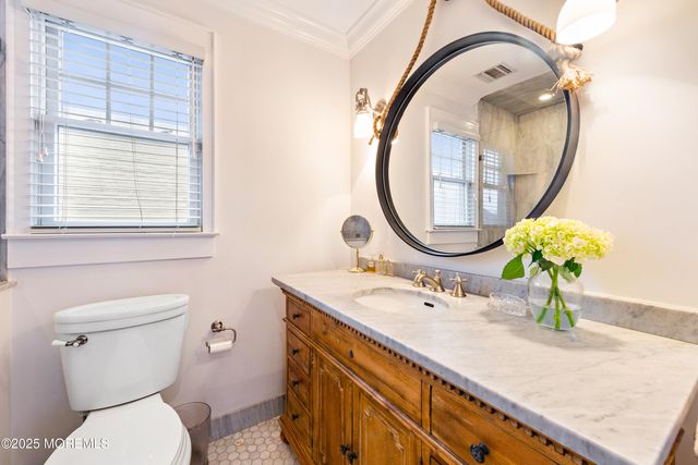 6 Via Ripa Way, Sea Bright, NJ 07760