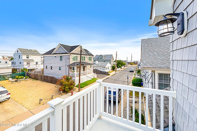 6 Via Ripa Way, Sea Bright, NJ 07760