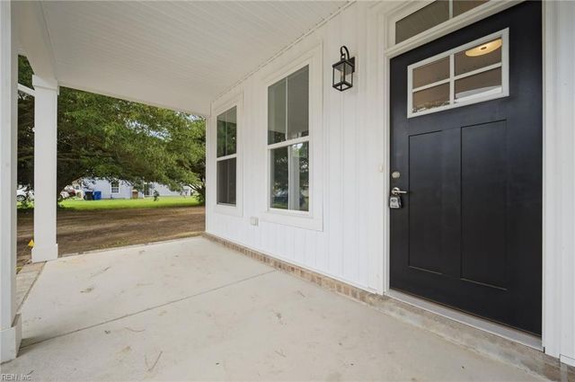 609 Connie Way, Virginia Beach, VA 23462