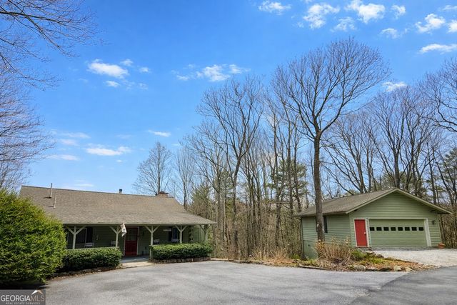 437 Highpoint Drive, Scaly Mountain, NC 28775