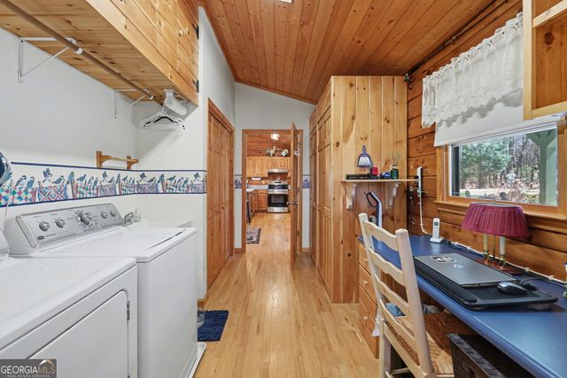 437 Highpoint Drive, Scaly Mountain, NC 28775