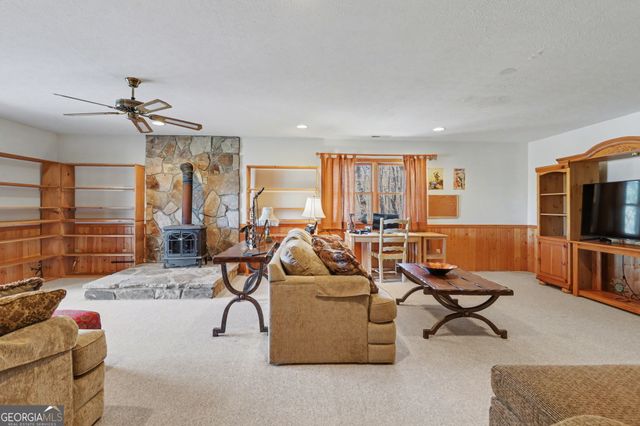 437 Highpoint Drive, Scaly Mountain, NC 28775