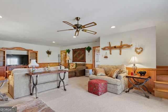 437 Highpoint Drive, Scaly Mountain, NC 28775